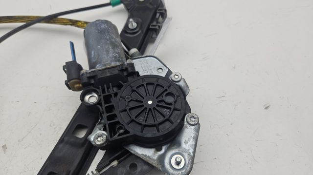 8196037 BMW Mecanismo de elevalunas de la puerta delantera izquierda  comprar en Lleida