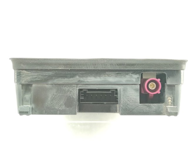 VAG 81A035502 Cargador de batería  en stock Terrassa