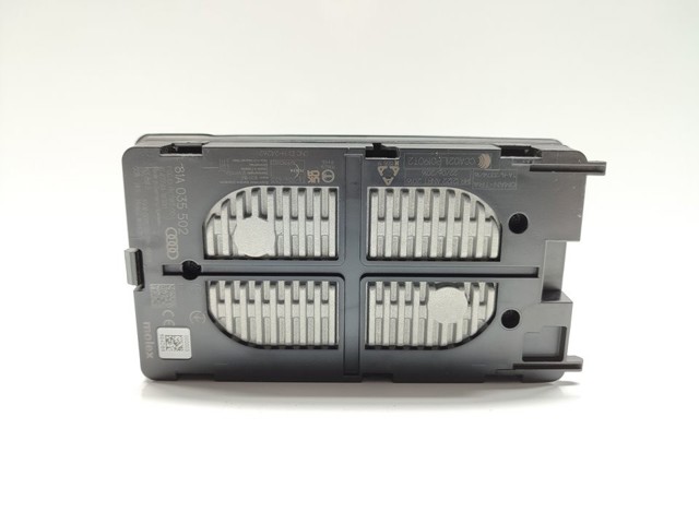 81A035502 Cargador de batería  en stock Castellón