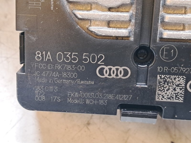 81A035502 Cargador de batería  comprar en Reus