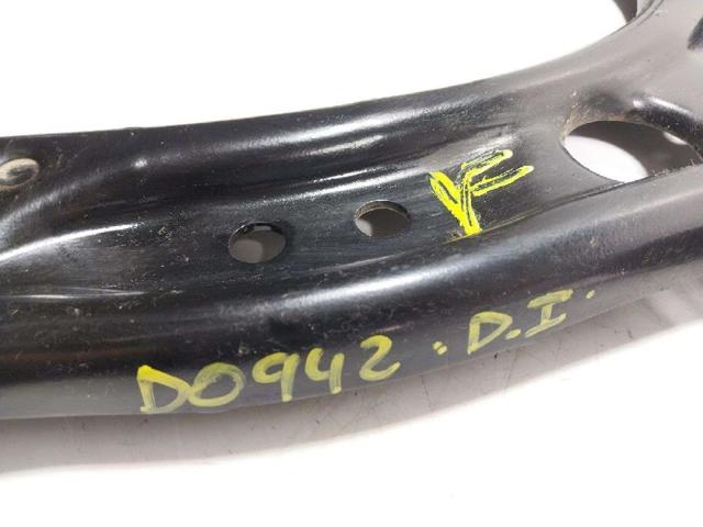 81A407151F Brazo inferior izquierdo de la suspensión delantera  en stock Castellón