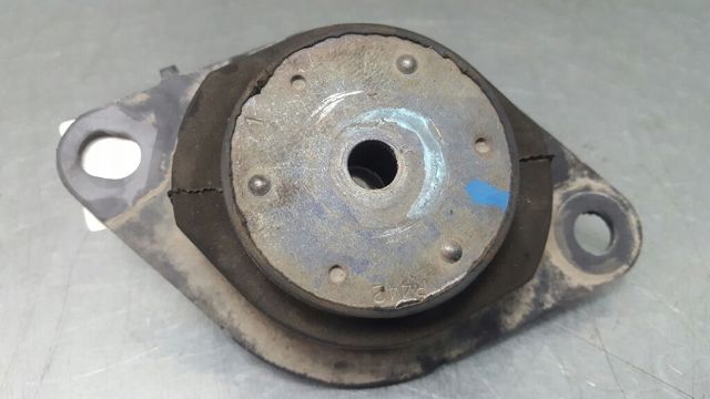 8200000016 Soporte izquierdo del motor  en stock Sabadell