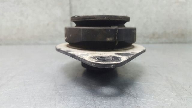 RENAULT 8200000016 Soporte izquierdo del motor  en stock Salamanca