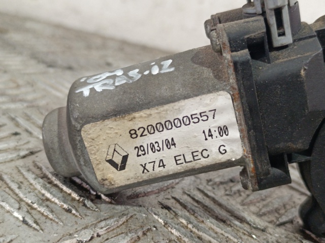 8200000557 RENAULT Mecanismo de elevalunas de la puerta trasera izquierda  disponible Alicante