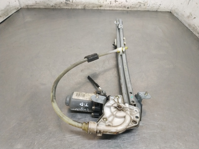 RENAULT 8200000558 Mecanismo de elevalunas de la puerta trasera derecha  comprar en Murcia