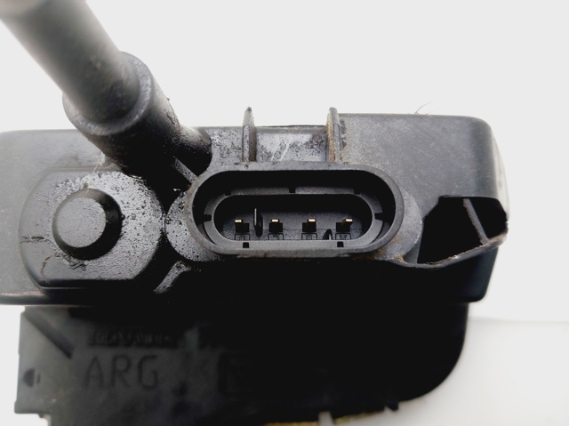 RENAULT 8200000657 Cerradura de puerta trasera izquierda  en stock Salamanca