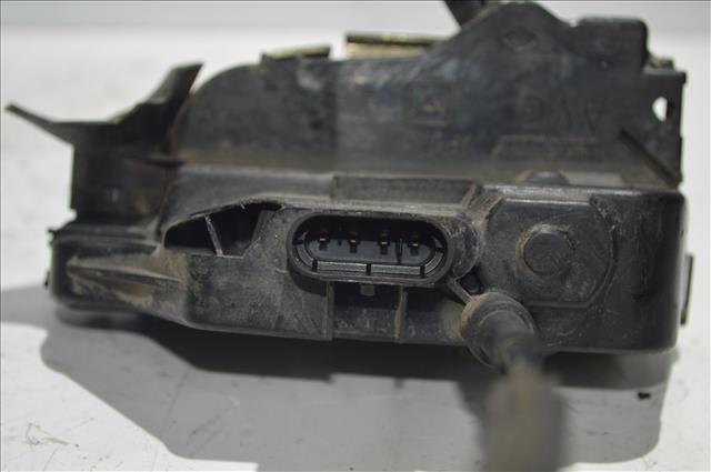8200000661 RENAULT Cerradura  en stock Gandía
