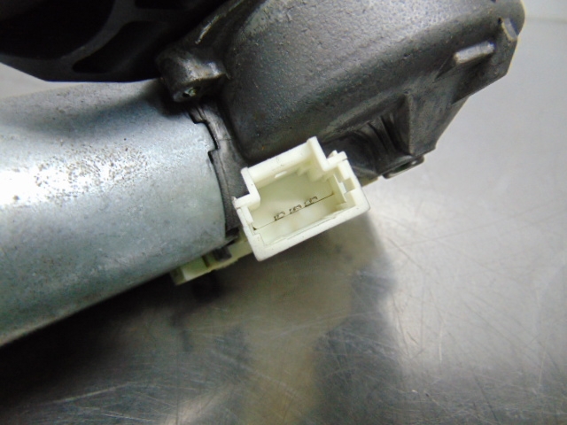 RENAULT 8200001891B Motor limpiaparabrisas, trasera comprar Barcelona