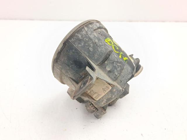 NISSAN 8200002470 Faro antiniebla derecho  en stock Terrassa