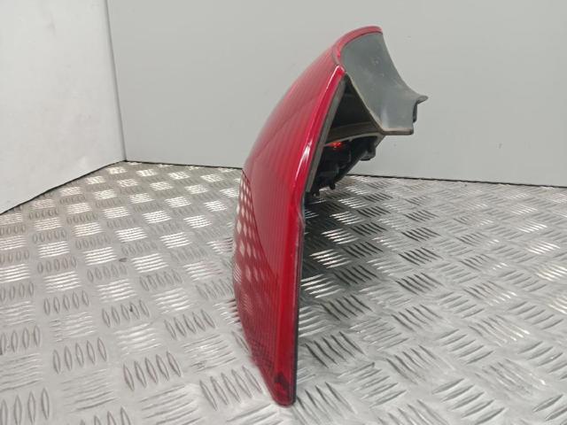 RENAULT 8200002472 Piloto trasero derecho comprar Tarragona
