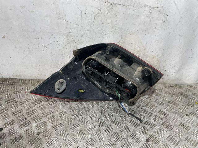 8200002472 RENAULT Piloto trasero derecho comprar Bilbao