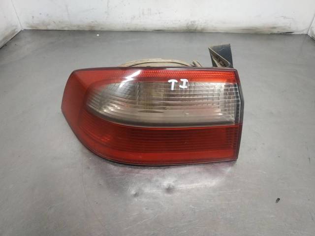 8200002473 Piloto trasero exterior izquierdo  comprar en Zaragoza