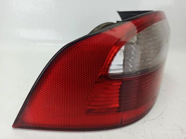 8200002473 Piloto trasero exterior izquierdo  en stock Sabadell