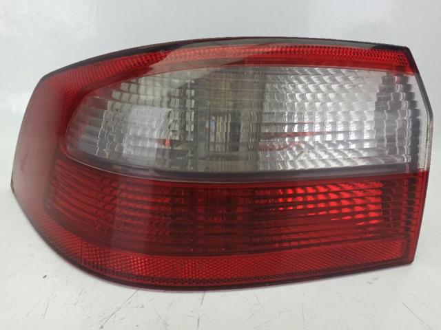 8200002473 Piloto trasero exterior izquierdo  comprar en Pontevedra