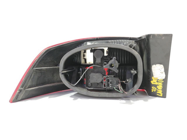 8200002474 RENAULT Piloto trasero exterior derecho  en stock Huelva