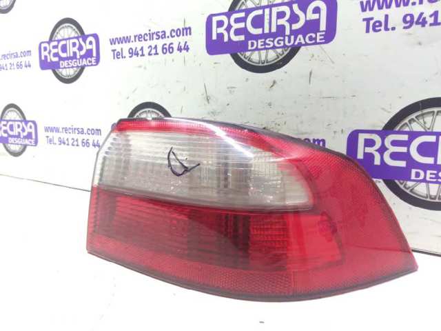8200002474 Piloto trasero exterior derecho  disponible Málaga