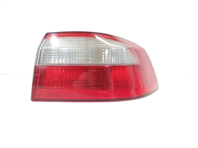 8200002474 Piloto trasero exterior derecho  comprar en Pontevedra