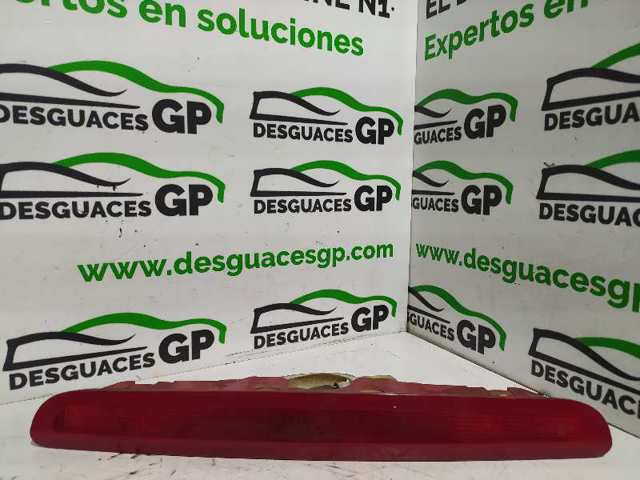 RENAULT 8200002496 Tercera luz de freno  en stock Salamanca
