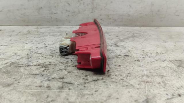 RENAULT 8200002496 Luz de freno trasera adicional  disponible España