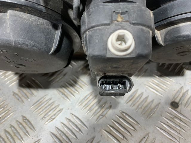 8200002845 RENAULT Faro izquierdo  en stock Huelva