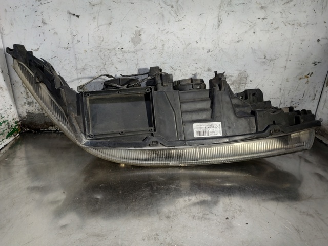 8200002845 RENAULT Faro izquierdo comprar Alcalá