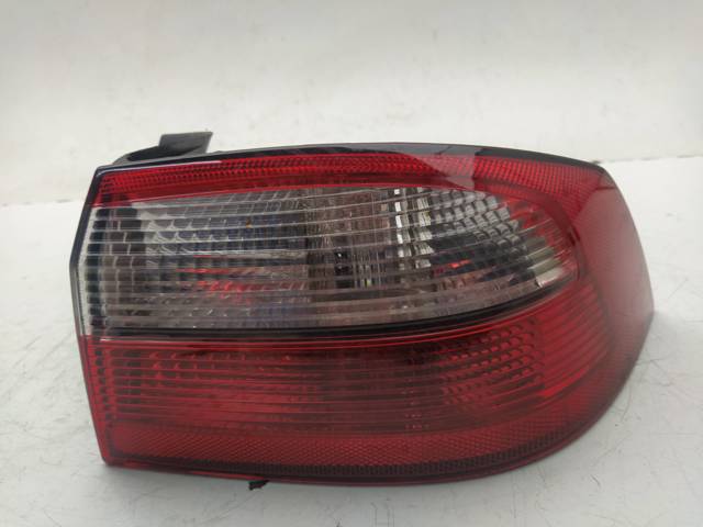 8200002845 RENAULT Faro izquierdo  comprar en Oviedo