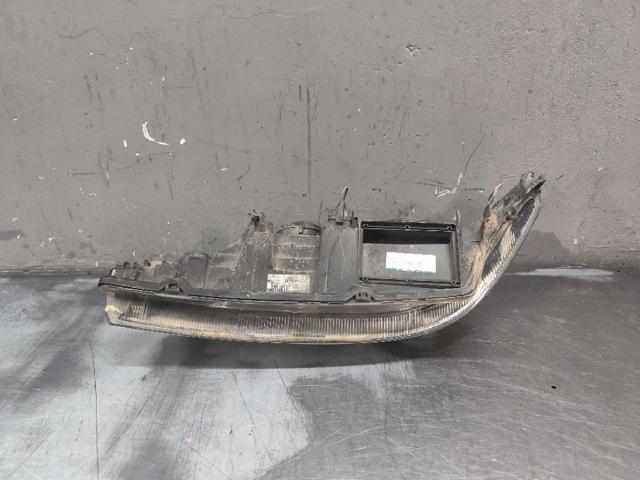 RENAULT 8200002847 Faro derecho comprar Tarragona