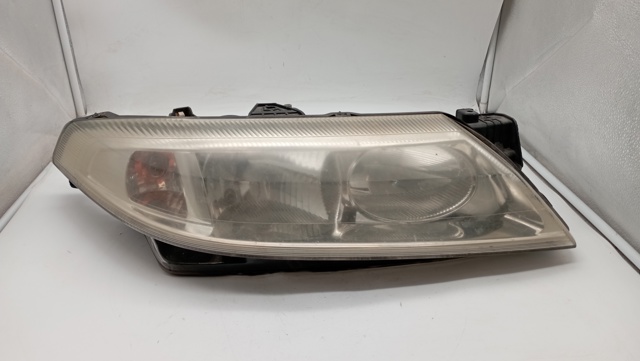 8200002847 RENAULT Faro derecho  disponible Alicante
