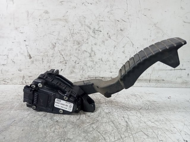 RENAULT 8200002904 Pedal del acelerador  en stock Valencia
