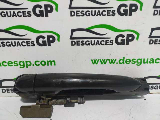 8200004746 RENAULT Manija exterior de puerta izquierda delantera/trasera  en stock Huelva