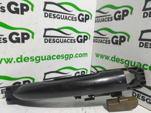 8200004747 RENAULT Soporte de manija exterior de puerta delantera derecha  disponible Vigo