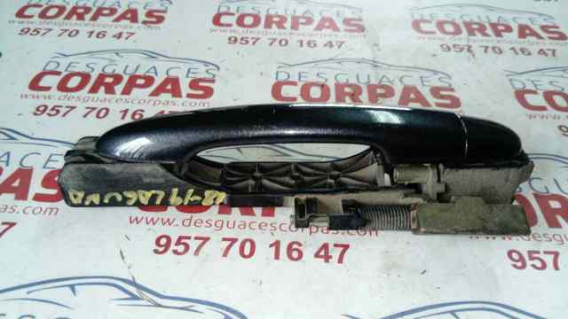 8200004747 RENAULT Soporte de manija exterior de puerta delantera derecha  disponible Alicante