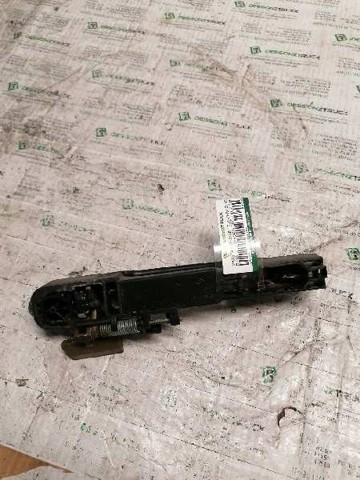 8200004747 RENAULT Soporte de manija exterior de puerta delantera derecha comprar Madrid