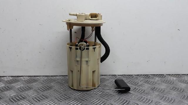 RENAULT 8200004958 Bomba de gasolina comprar Pamplona