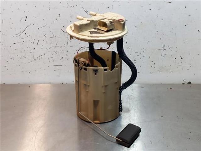 RENAULT 8200004958 Bomba de gasolina  en stock Terrassa