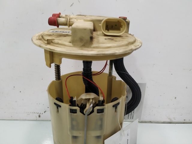 8200004958 Bomba de gasolina comprar Sevilla