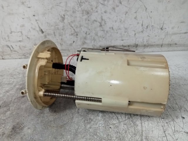 8200004958 RENAULT Bomba de gasolina  en stock Córdoba