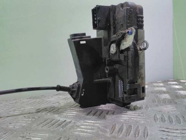 RENAULT 8200008246 Cerradura de puerta delantera izquierda  disponible Lugo