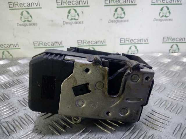 RENAULT 8200008246 Cerradura de puerta delantera izquierda  comprar en Ponferrada