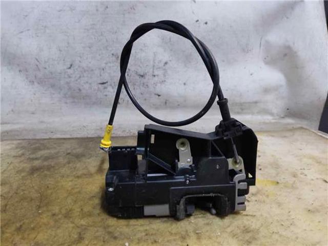 8200008246 RENAULT Cerradura de puerta delantera izquierda  disponible Ourense