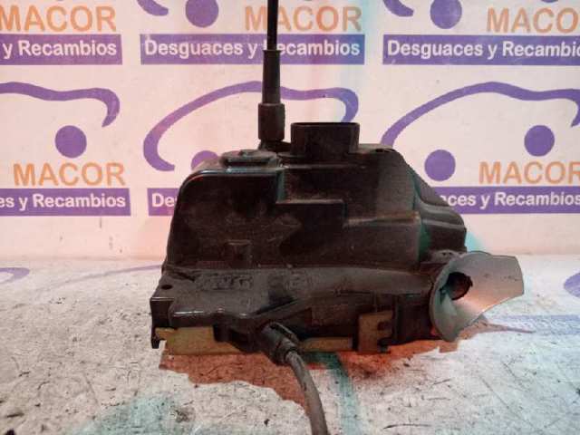 8200008430 RENAULT Soporte de manija exterior de puerta trasera izquierda comprar Madrid