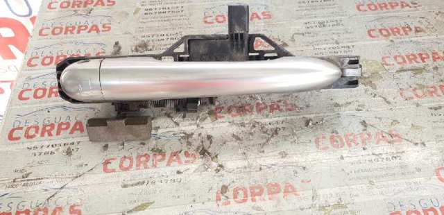 RENAULT 8200008430 Soporte de manija exterior de puerta trasera izquierda comprar Tarragona