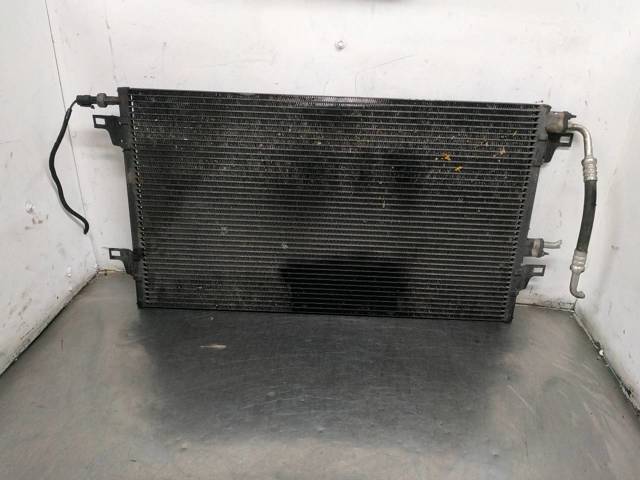 8200008763 RENAULT Condensador aire acondicionado  en stock Córdoba