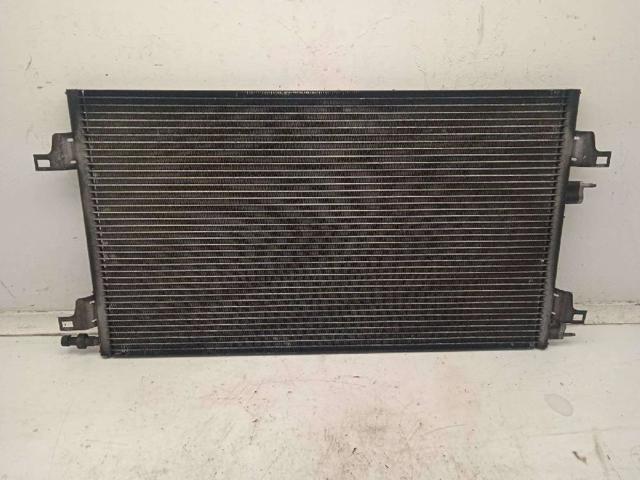 RENAULT 8200008763C Condensador aire acondicionado  en stock Valencia