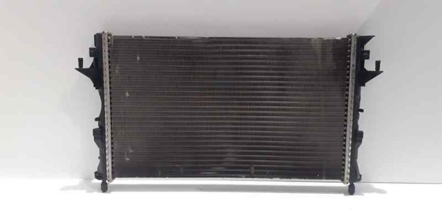 8200008764 Radiador de refrigeración del motor  comprar en Zaragoza