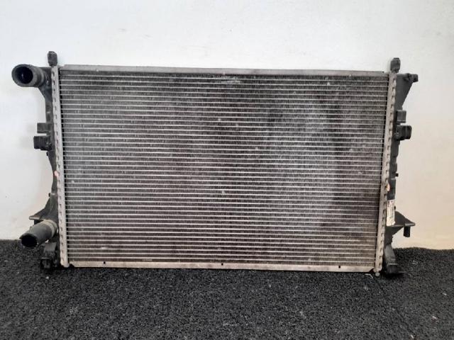 RENAULT 8200008765 Radiador comprar Tarragona