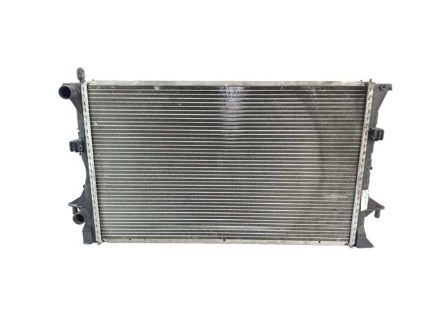 8200008765 RENAULT Radiador de refrigeración del motor  disponible Vigo