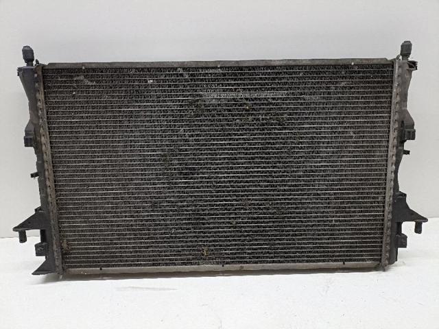 8200008765 RENAULT Radiador  en stock Huelva