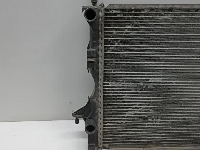 8200008765 Radiador de refrigeración del motor  comprar en Zaragoza