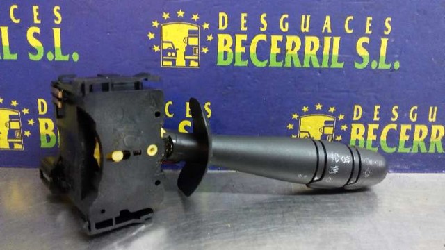 RENAULT 8200012244 Conmutador izquierdo de la columna de dirección  en stock Valencia
